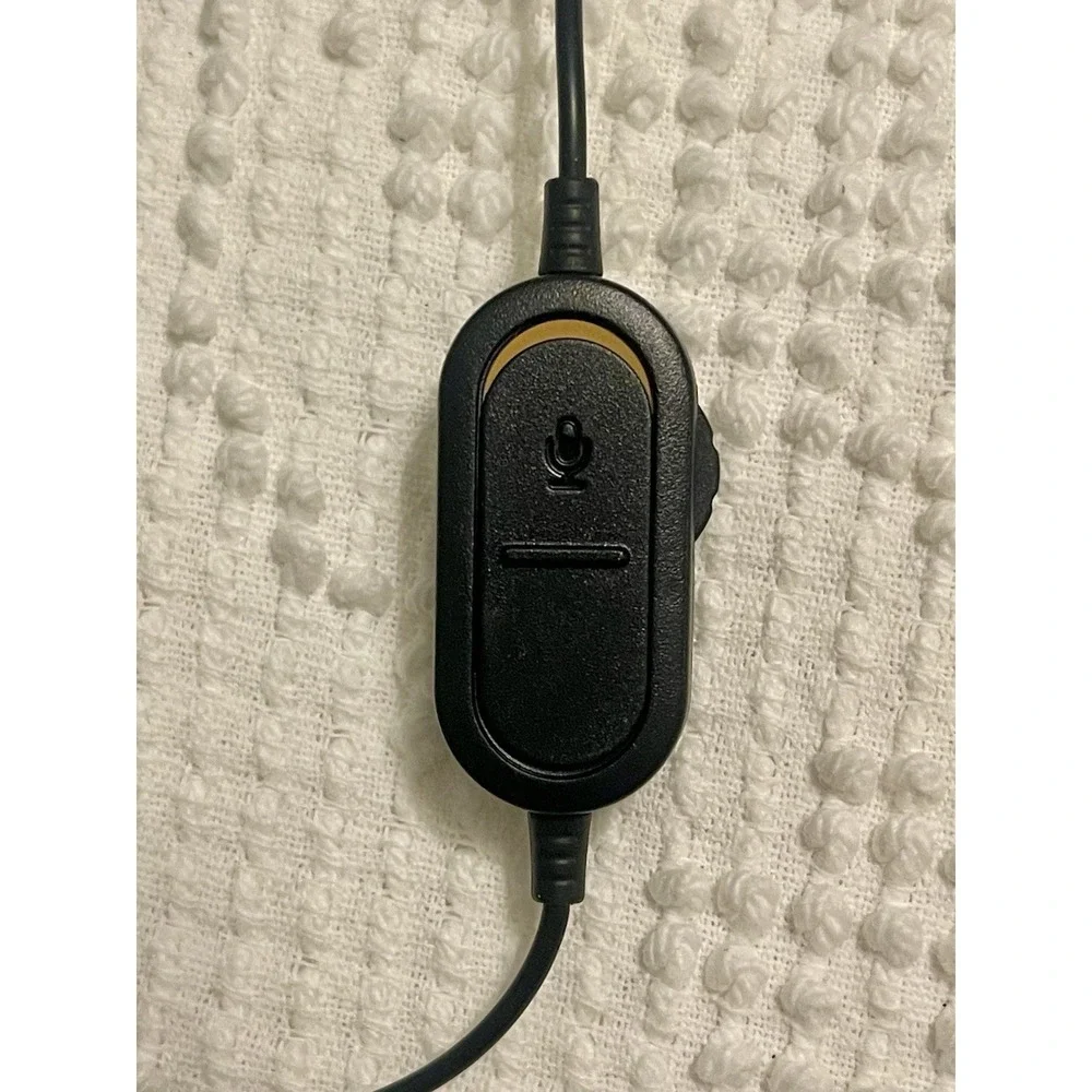 Microsoft Xbox 360 Wired Chat Headset for Online Gaming